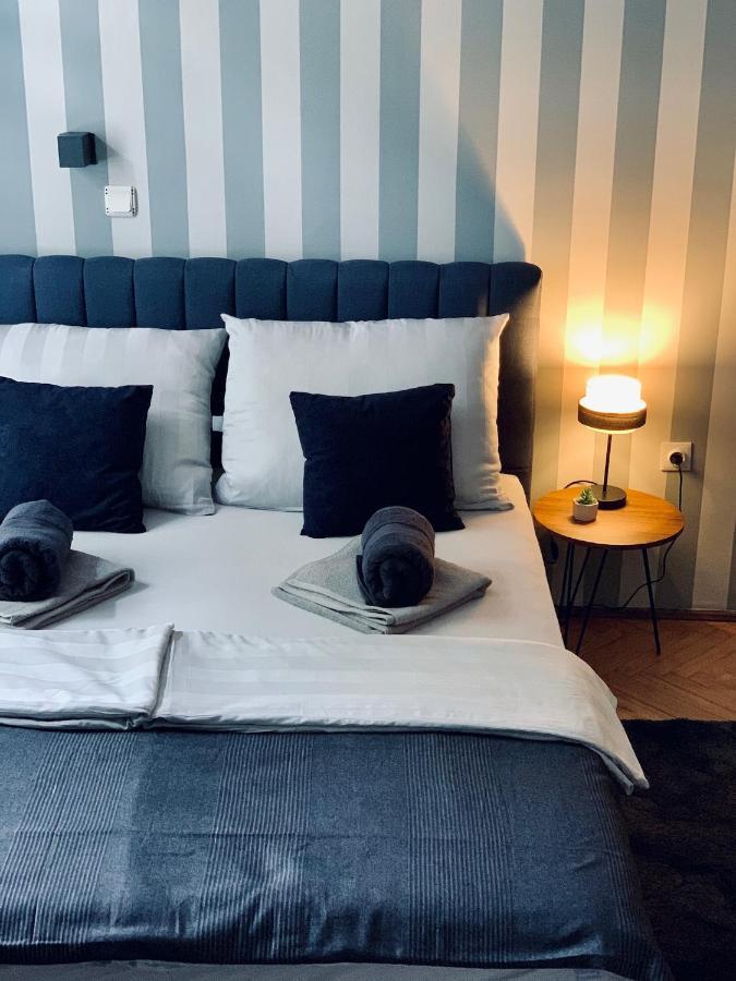 Apart Rooms Sova Novi Sad Bagian luar foto