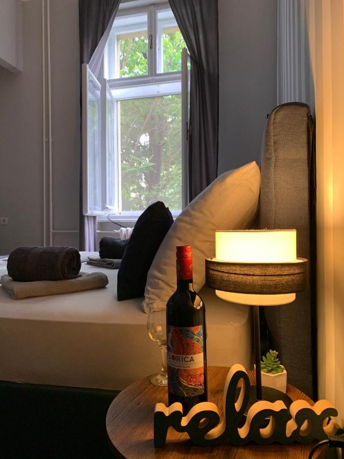 Apart Rooms Sova Novi Sad Bagian luar foto
